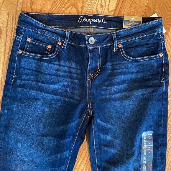 Aeropostale Crop Jeans - Picture 2 of 6